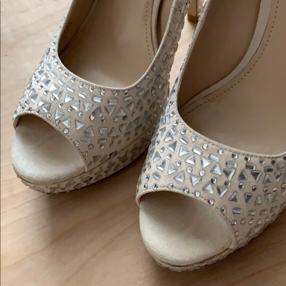 Enzo Sparkle Embellished Heel - Picture 7 of 8